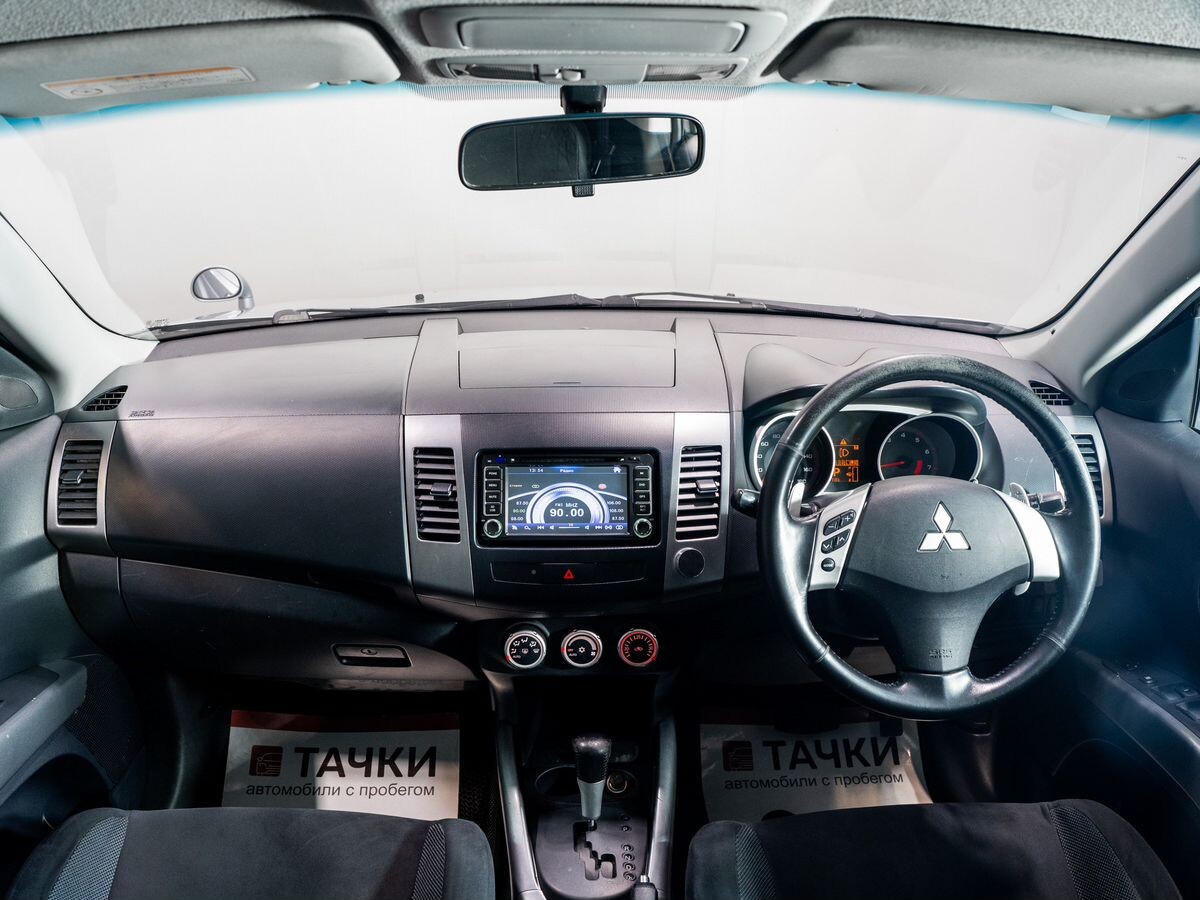 Mitsubishi Outlander 2006 - фото автомобиля