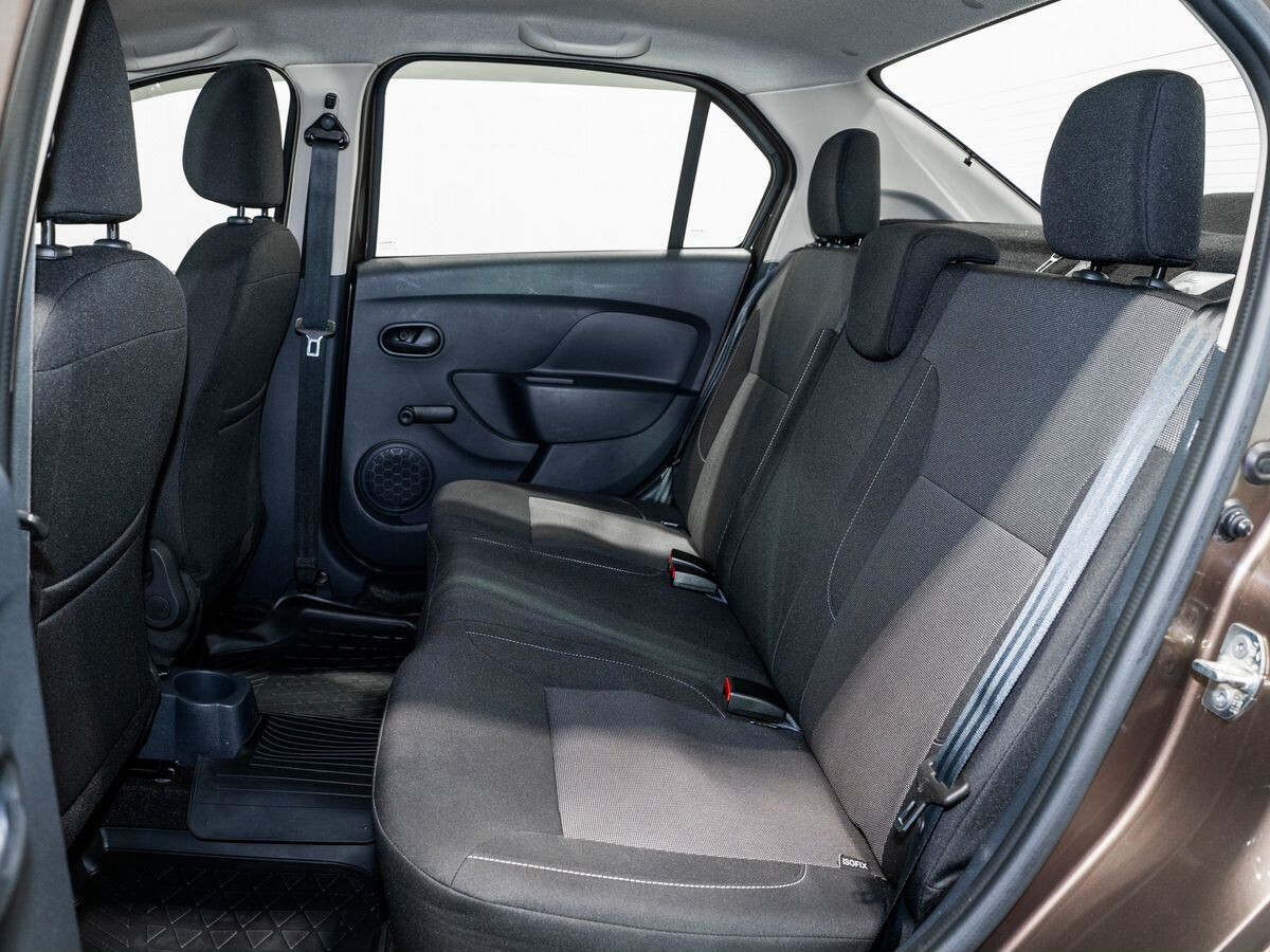 Renault Logan Stepway 2019 - фото автомобиля