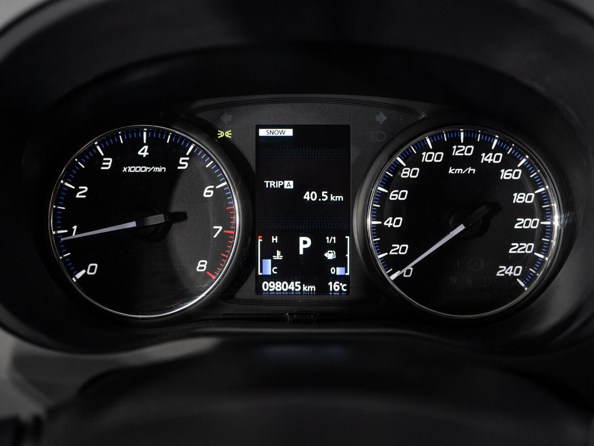 Mitsubishi Outlander 2021 - фото автомобиля