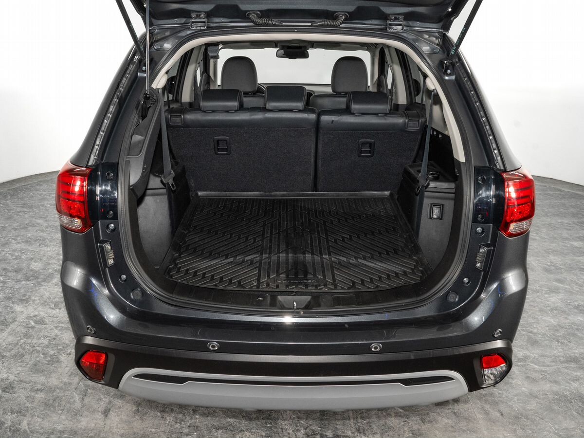 Mitsubishi Outlander 2021 - фото автомобиля