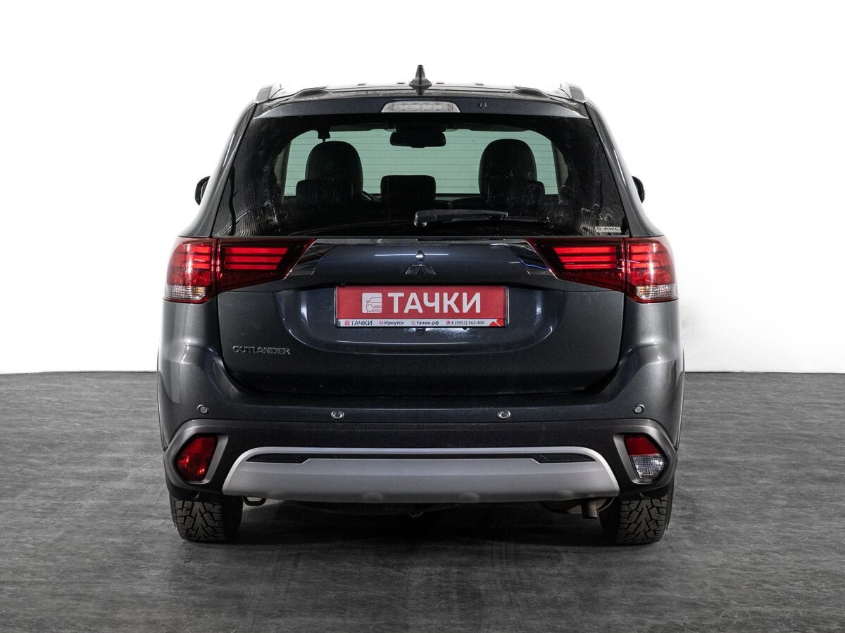 Mitsubishi Outlander 2021 - фото автомобиля