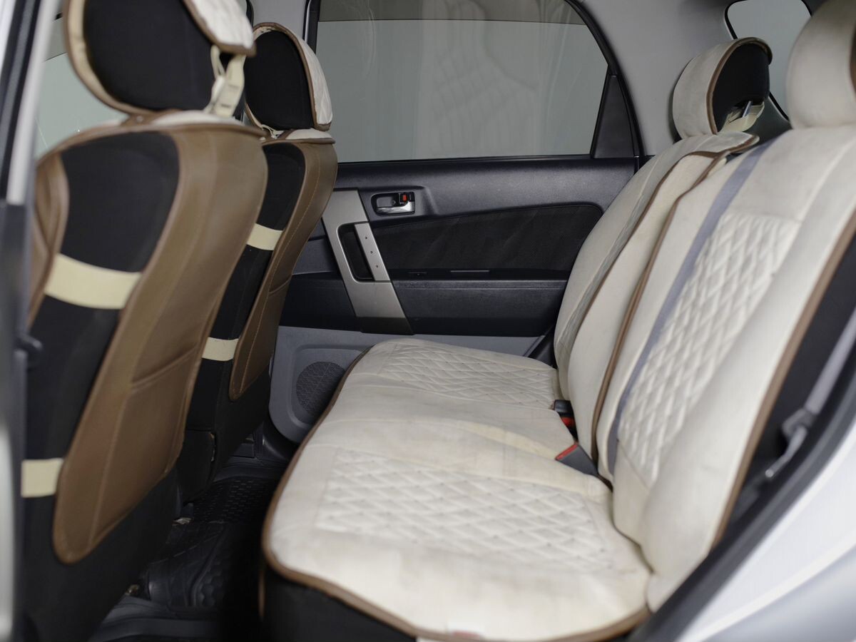 Toyota Rush 2011 - фото автомобиля