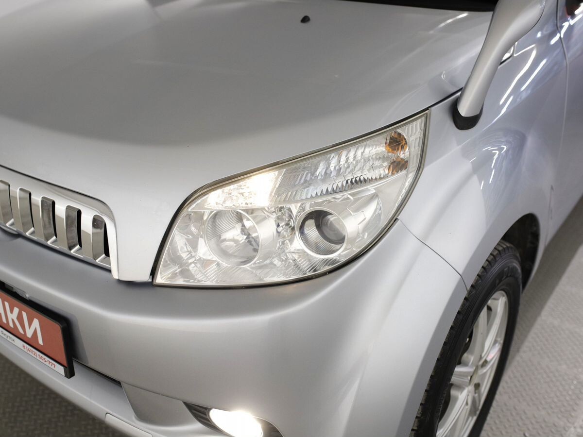 Toyota Rush 2011 - фото автомобиля