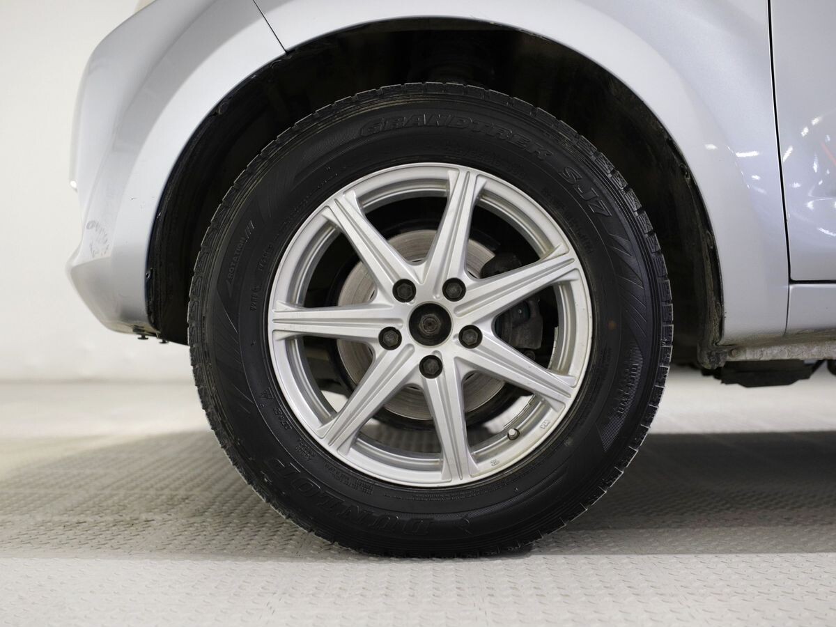 Toyota Rush 2011 - фото автомобиля