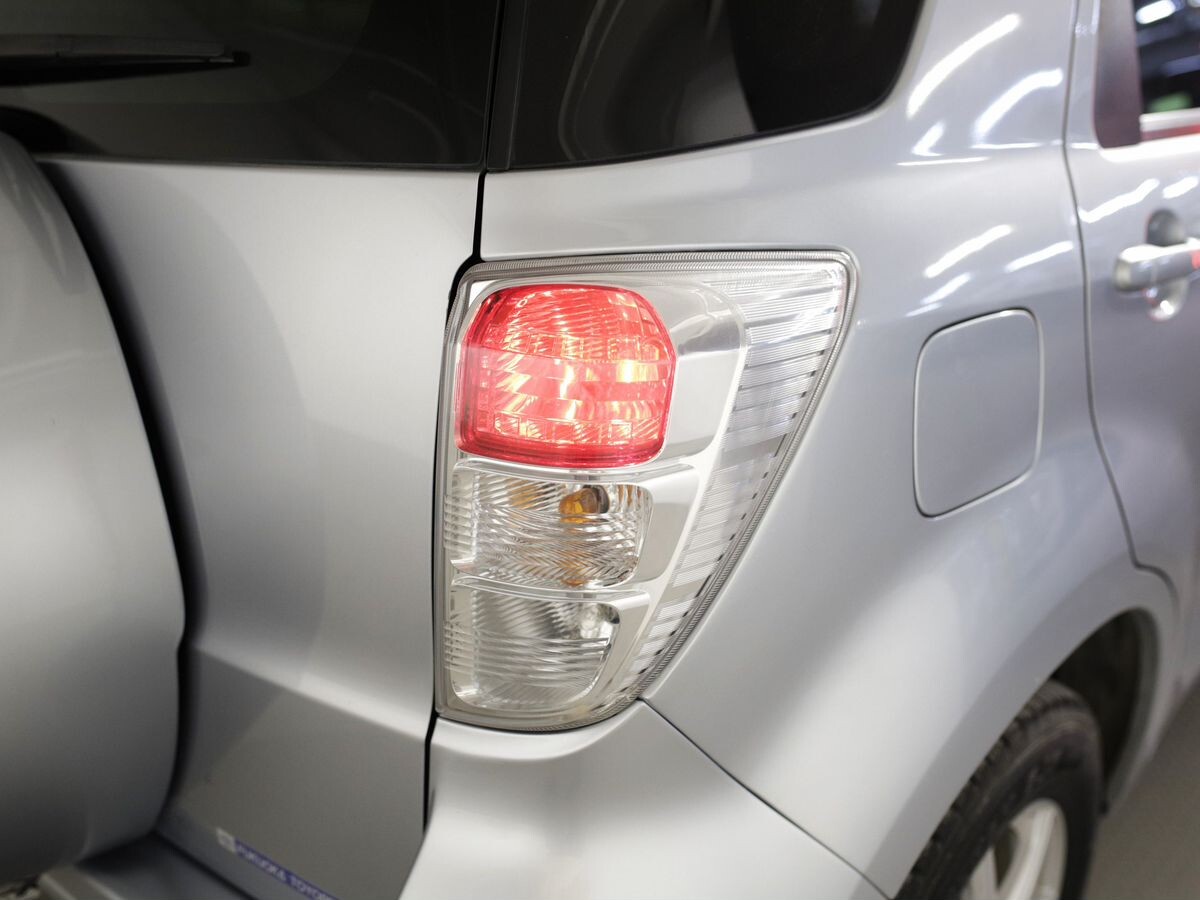 Toyota Rush 2011 - фото автомобиля