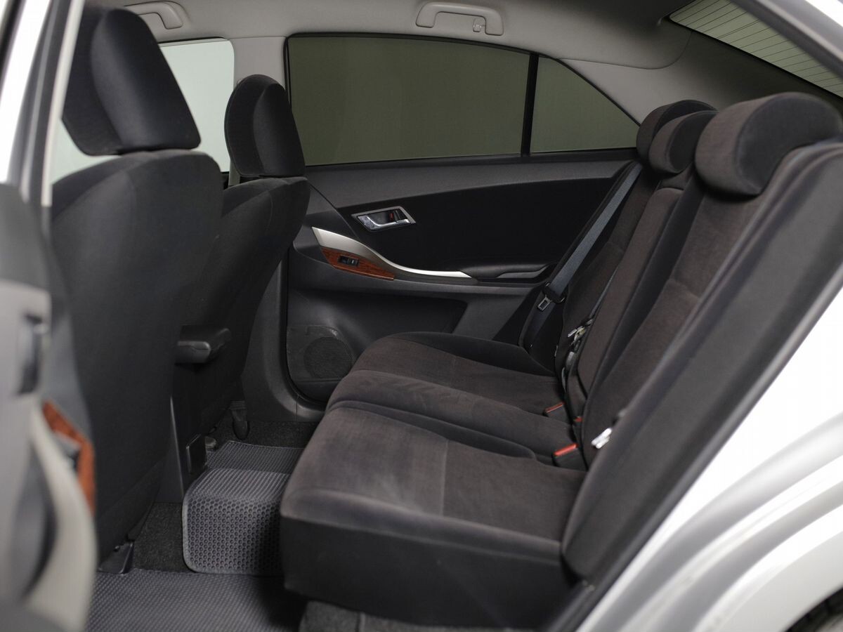 Toyota Allion 2010 - фото автомобиля