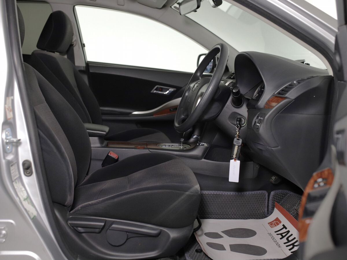 Toyota Allion 2010 - фото автомобиля