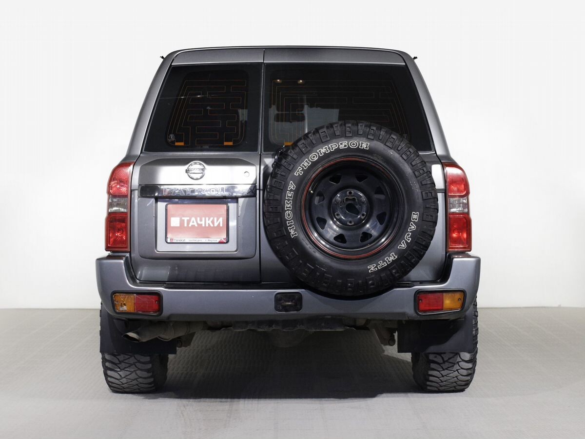 Nissan Patrol 2008 - фото автомобиля