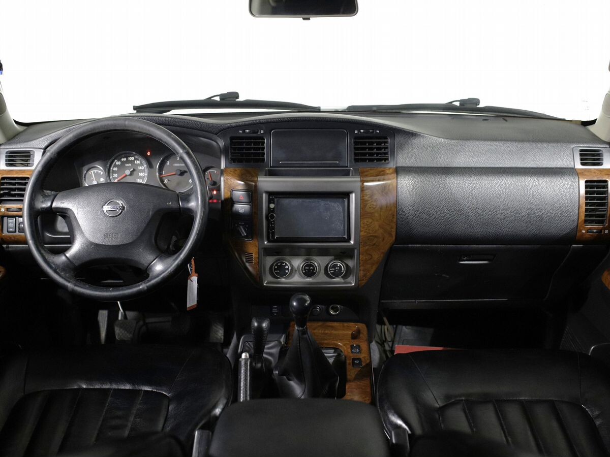 Nissan Patrol 2008 - фото автомобиля
