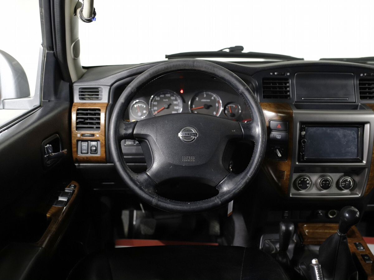 Nissan Patrol 2008 - фото автомобиля