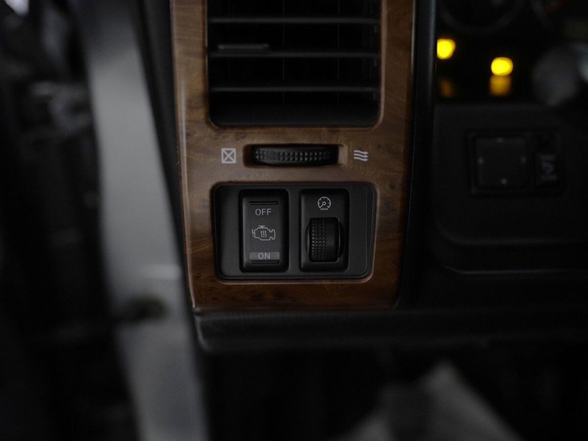 Nissan Patrol 2008 - фото автомобиля