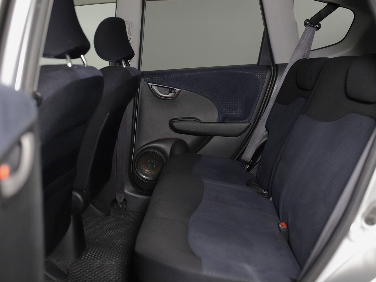 Honda Fit 2009 - фото автомобиля