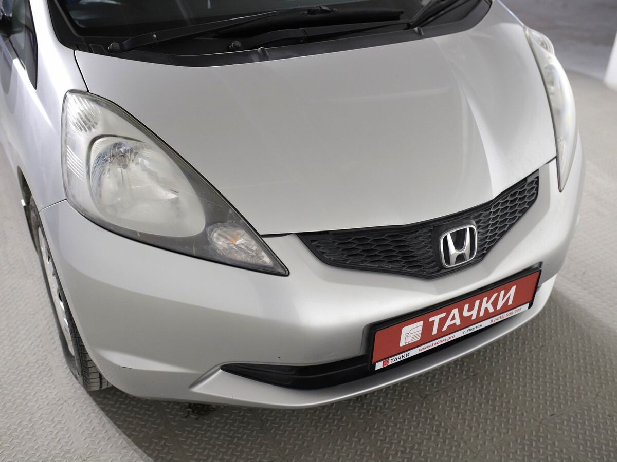 Honda Fit 2009 - фото автомобиля