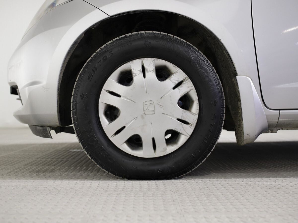 Honda Fit 2009 - фото автомобиля