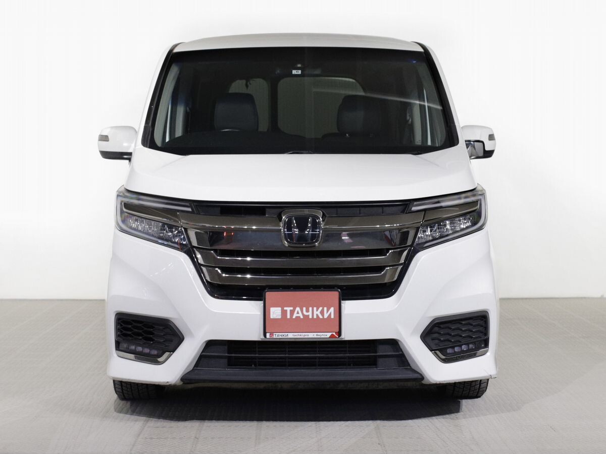 Honda Stepwgn 2019 - фото автомобиля