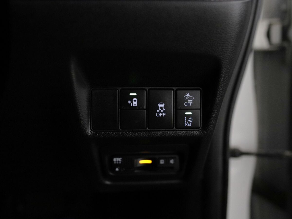 Honda Stepwgn 2019 - фото автомобиля