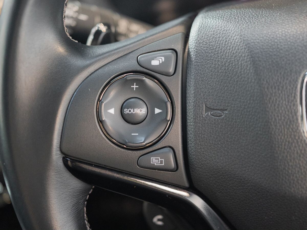 Honda Vezel 2016 - фото автомобиля