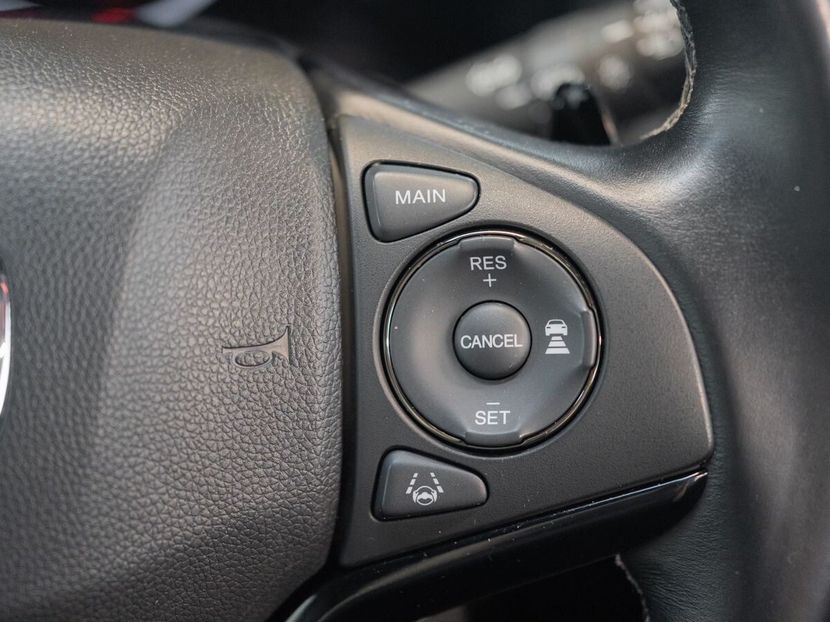 Honda Vezel 2016 - фото автомобиля