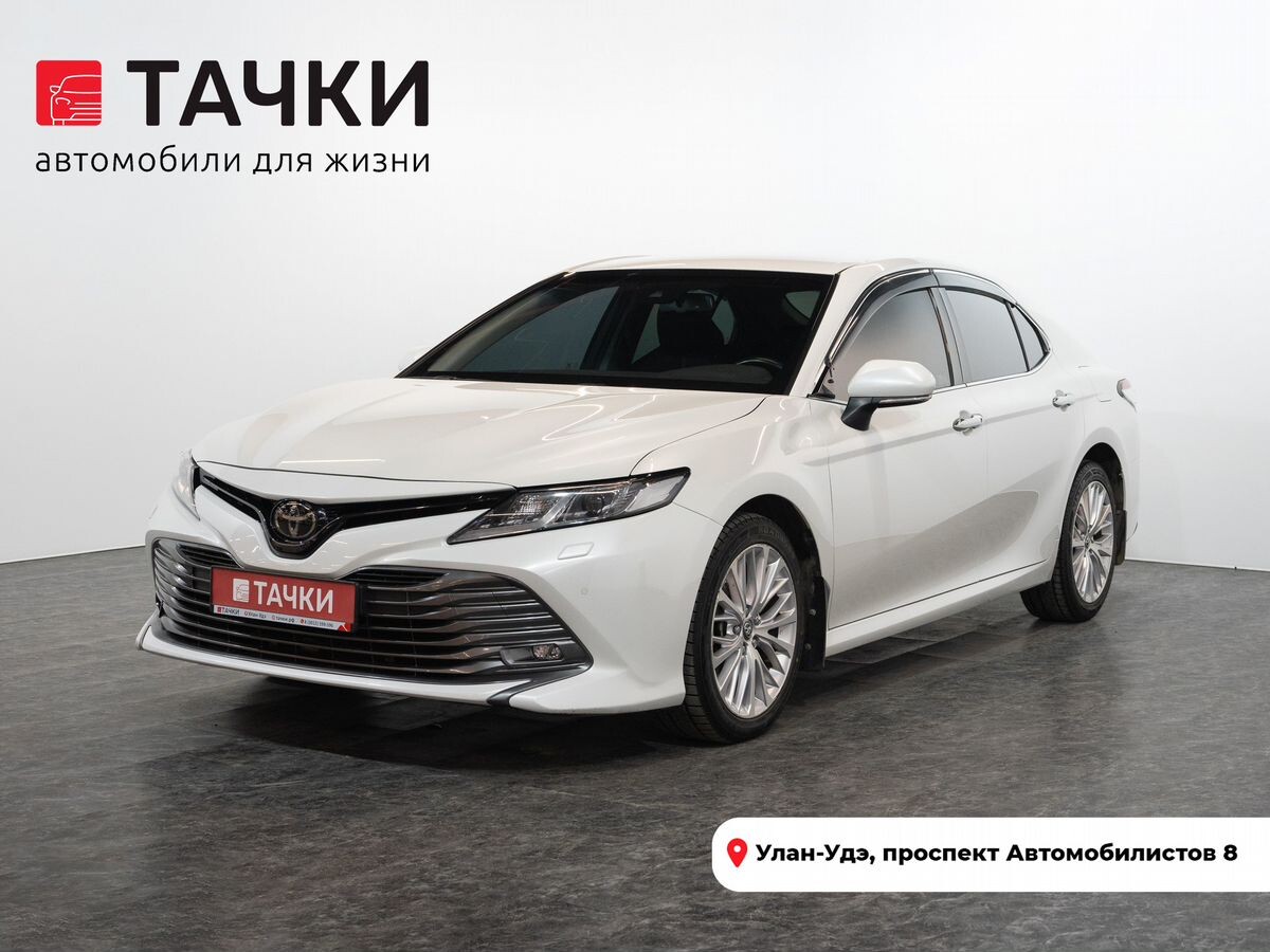 Toyota Camry 2020 - фото автомобиля