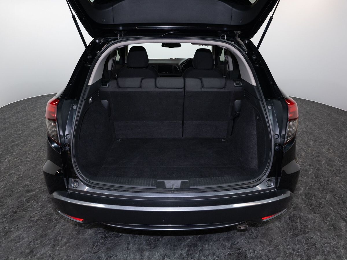 Honda Vezel 2018 - фото автомобиля