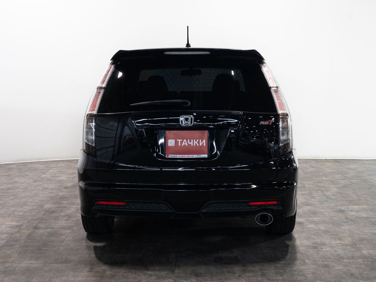 Honda Stream 2011 - фото автомобиля