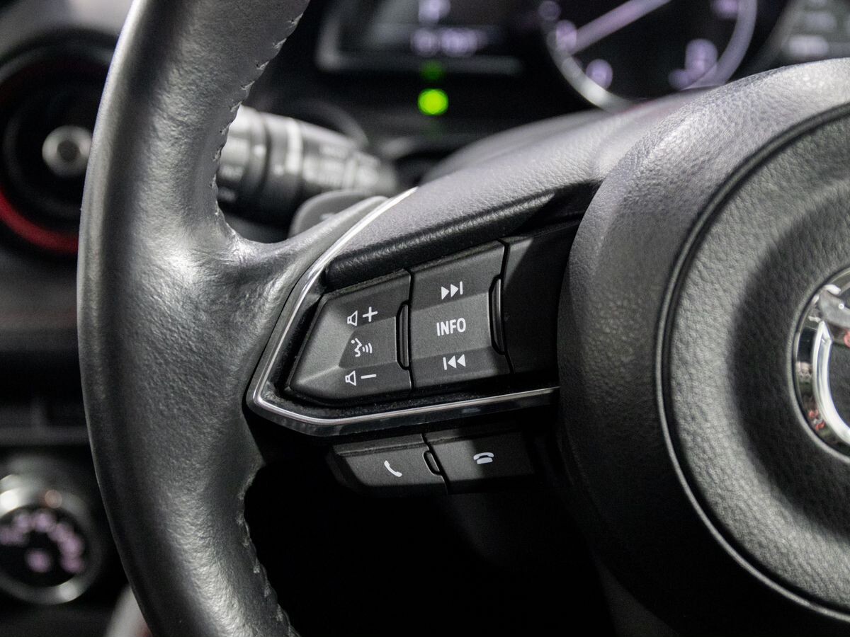 Mazda CX-3 2018 - фото автомобиля