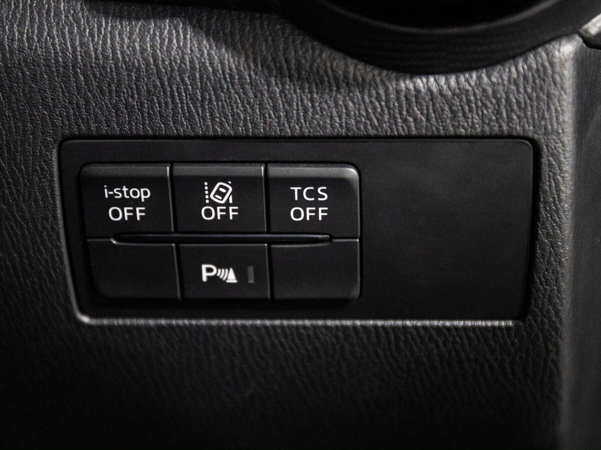 Mazda CX-3 2018 - фото автомобиля