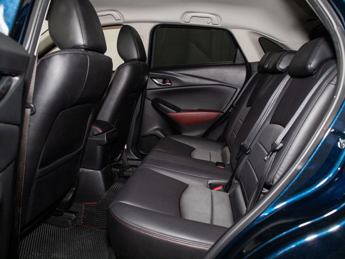 Mazda CX-3 2018 - фото автомобиля