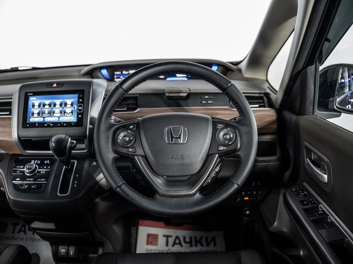 Honda Freed 2020 - фото автомобиля