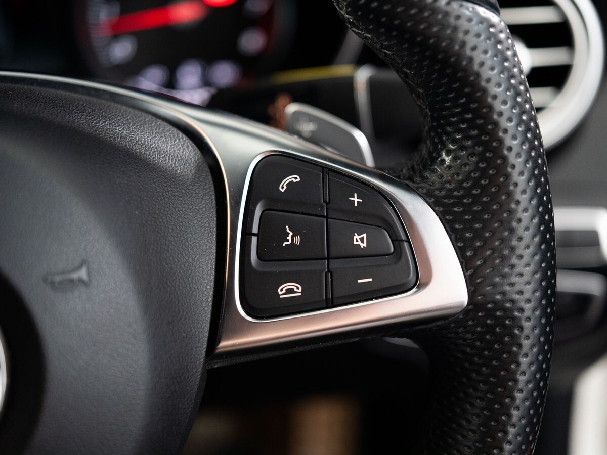 Mercedes-Benz C-Class 2017 - фото автомобиля