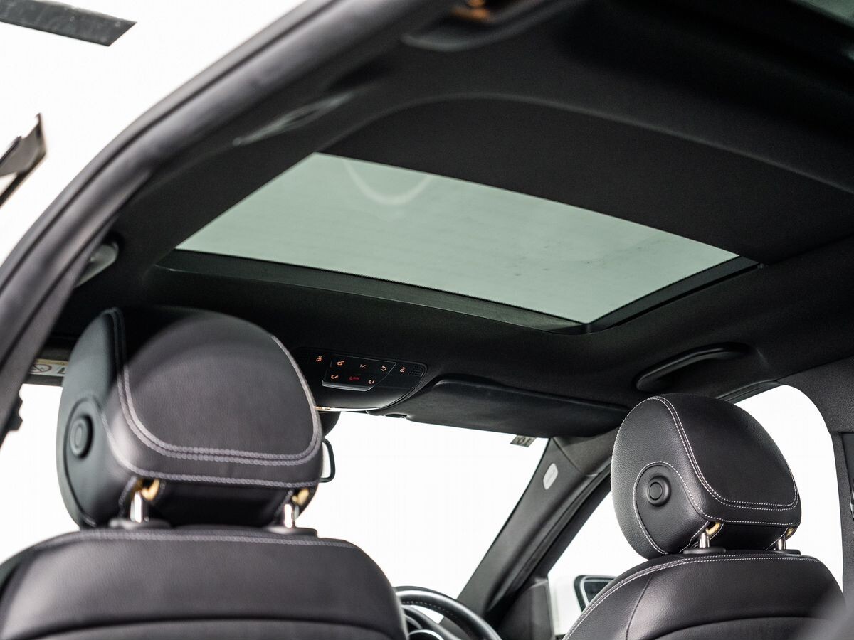 Mercedes-Benz C-Class 2017 - фото автомобиля