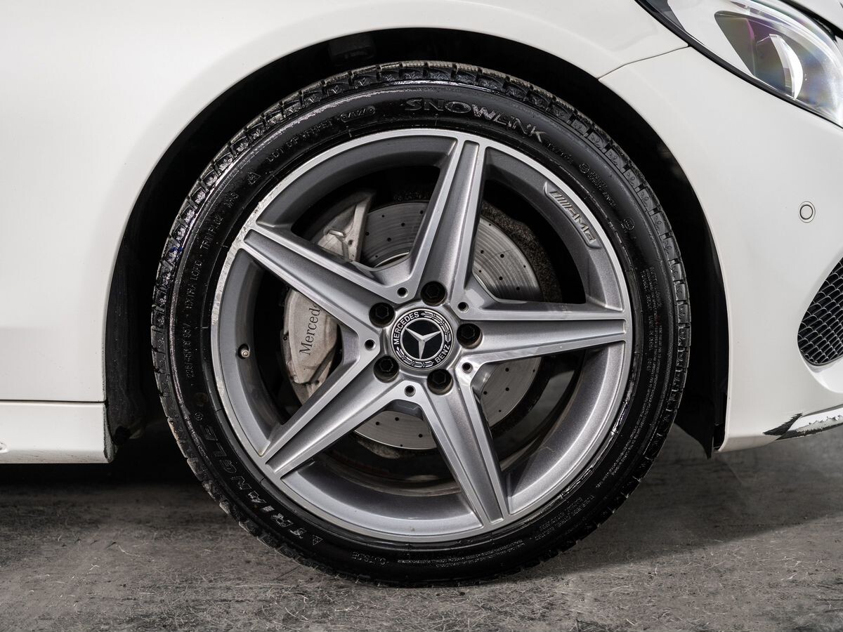 Mercedes-Benz C-Class 2017 - фото автомобиля