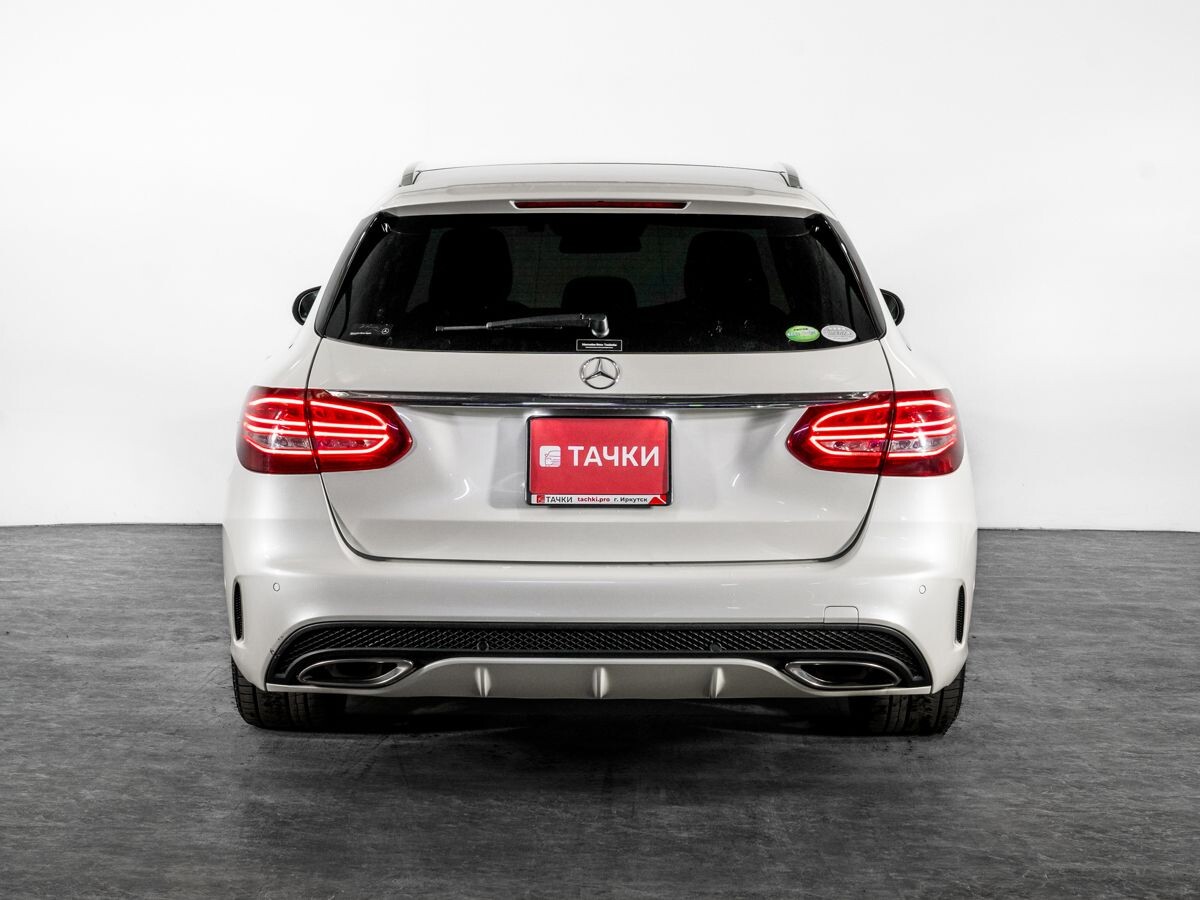 Mercedes-Benz C-Class 2017 - фото автомобиля