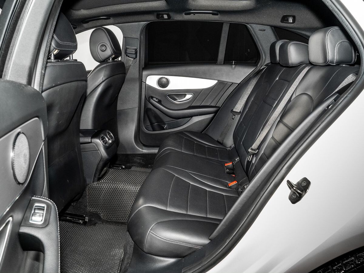 Mercedes-Benz C-Class 2017 - фото автомобиля