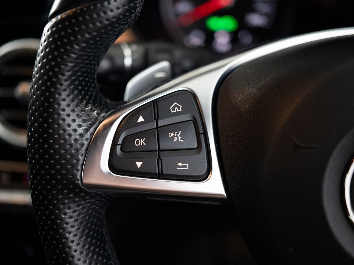 Mercedes-Benz C-Class 2017 - фото автомобиля