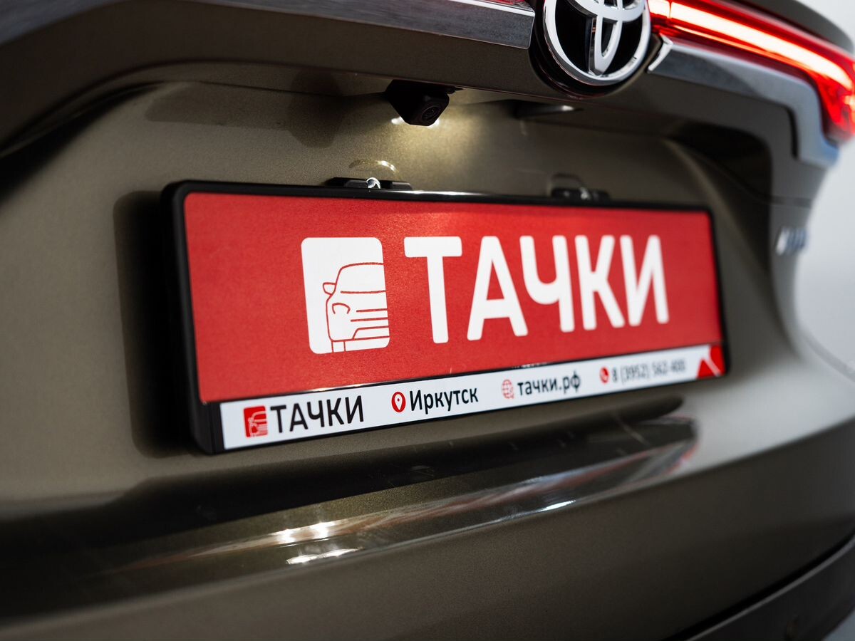 Toyota Harrier 2022 - фото автомобиля