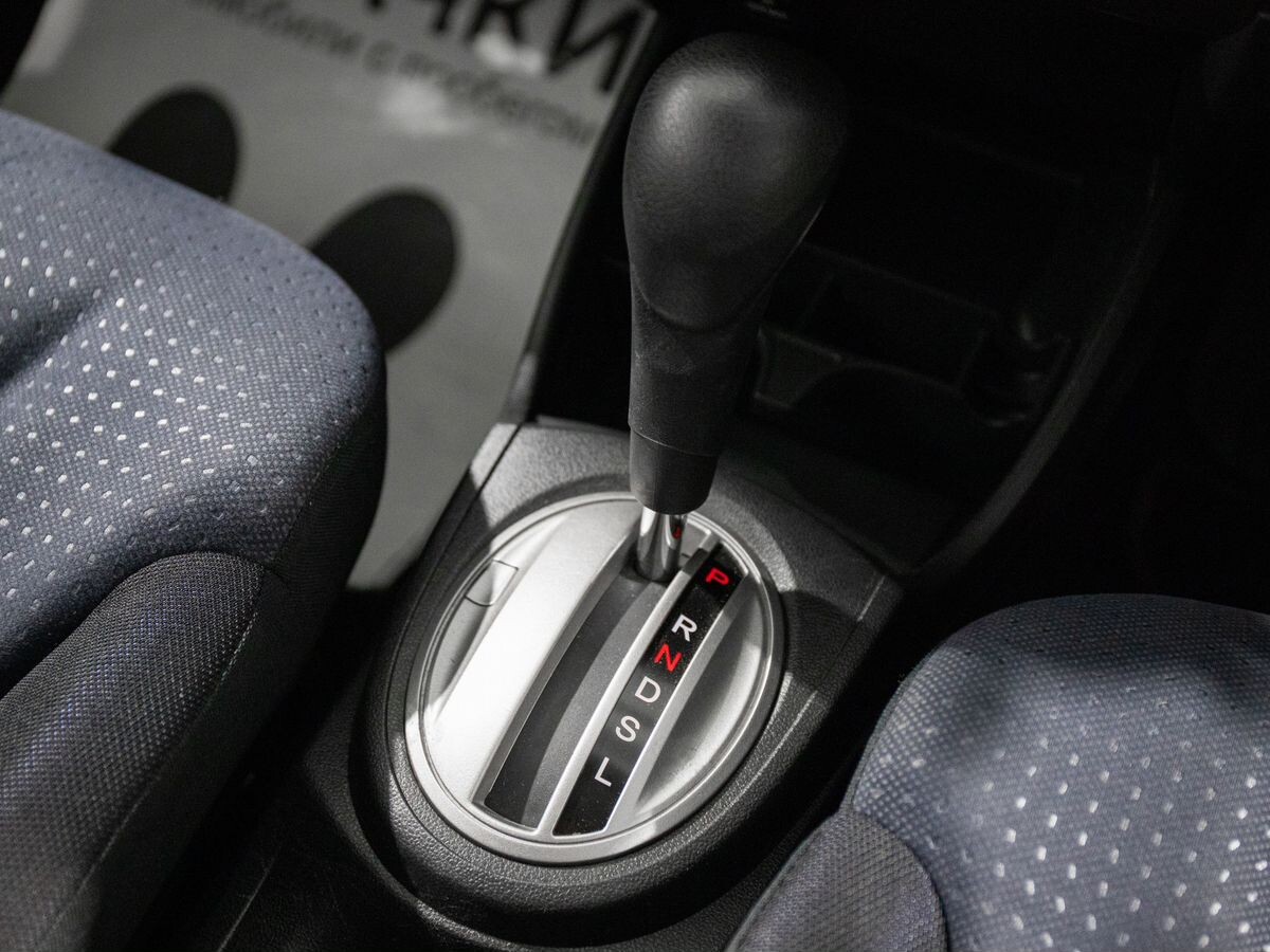 Honda Fit 2009 - фото автомобиля