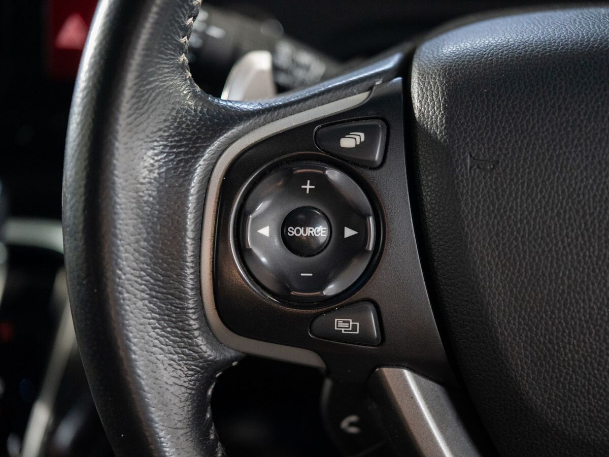 Honda Stepwgn 2015 - фото автомобиля