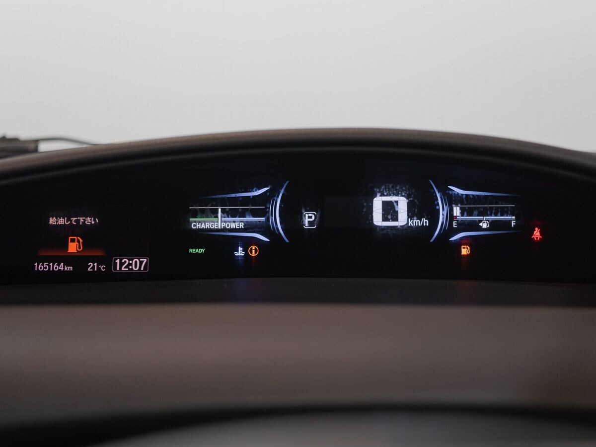 Honda Jade 2015 - фото автомобиля