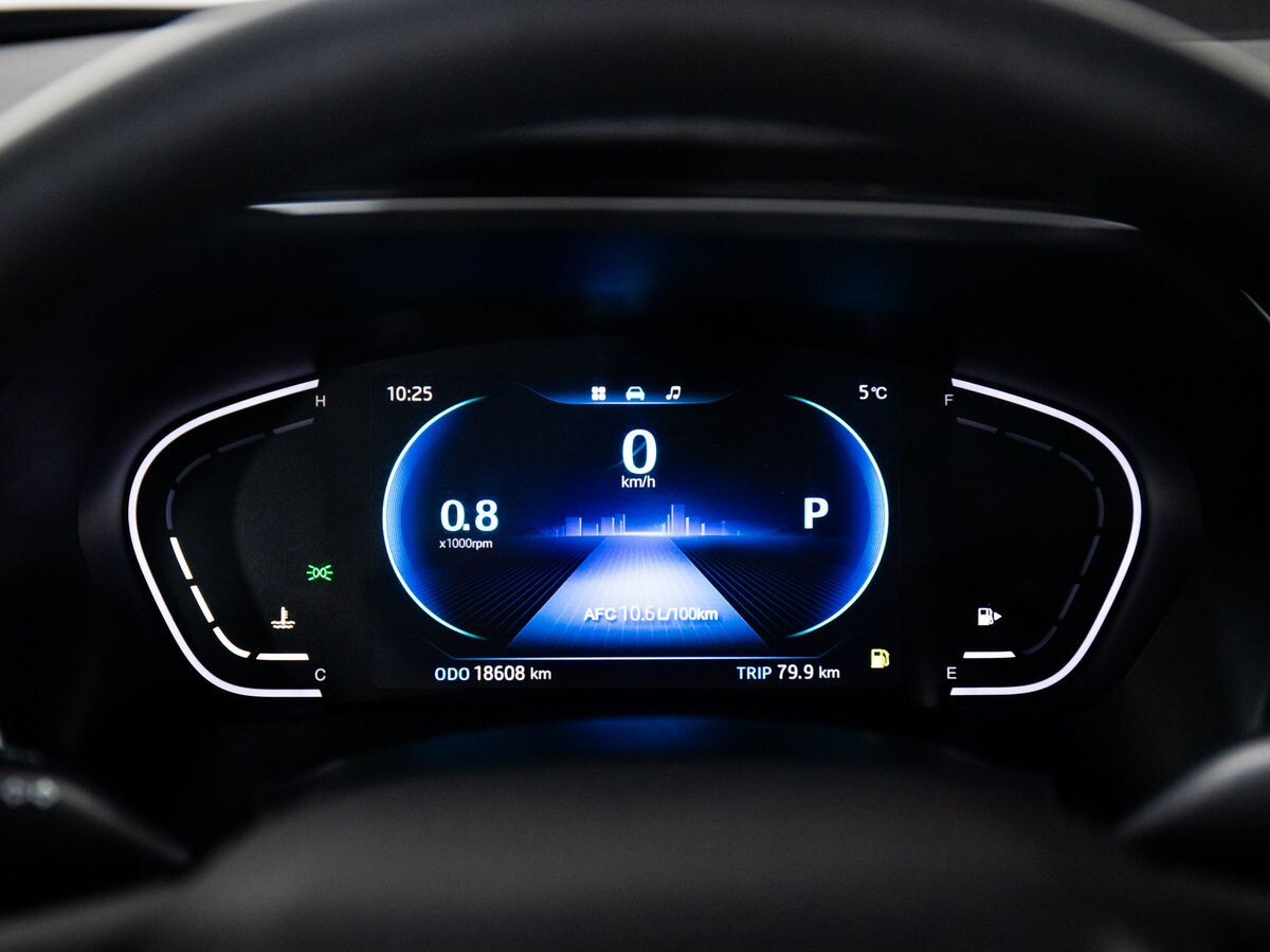 JAC J7 2023 - фото автомобиля