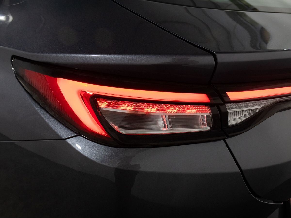 JAC J7 2023 - фото автомобиля