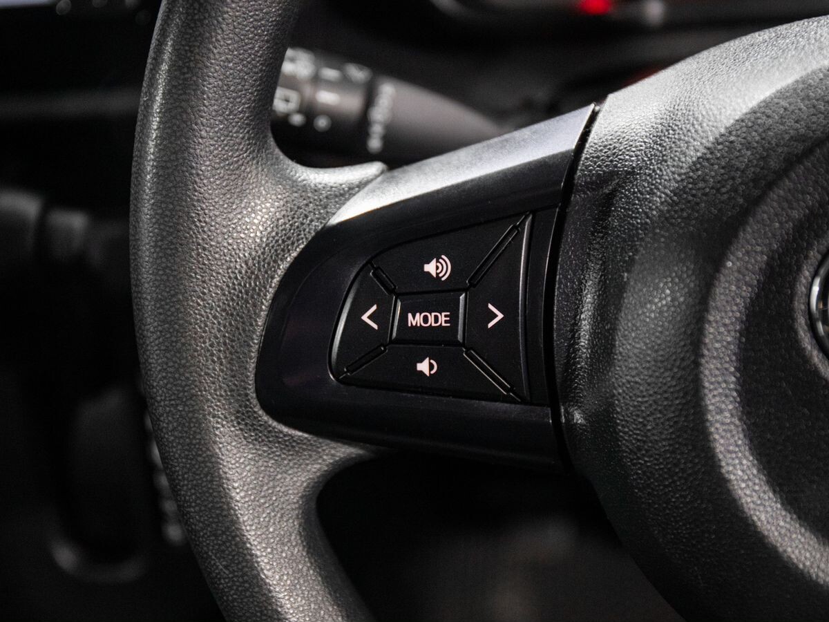 Toyota Tank 2017 - фото автомобиля