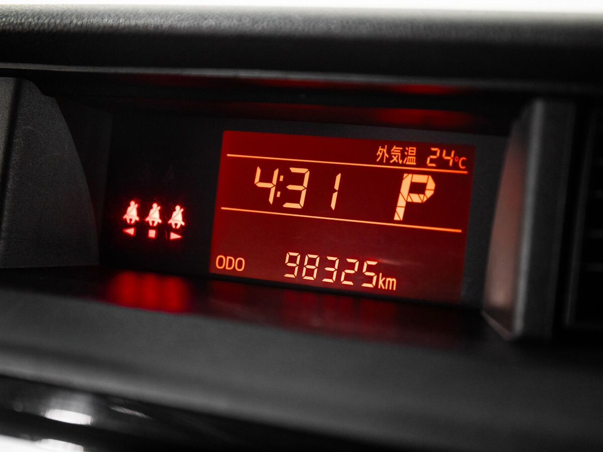 Toyota Tank 2017 - фото автомобиля