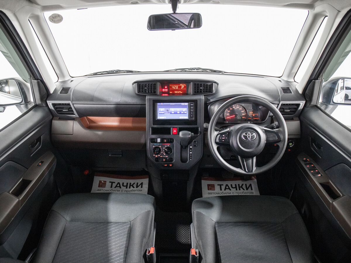 Toyota Tank 2017 - фото автомобиля