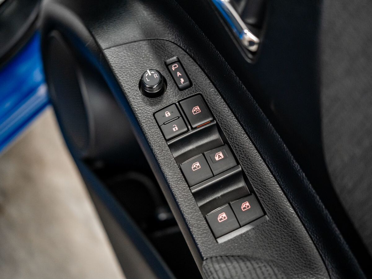 Toyota Sienta 2019 - фото автомобиля