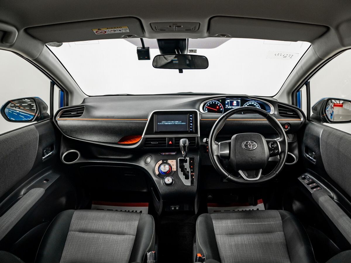 Toyota Sienta 2019 - фото автомобиля