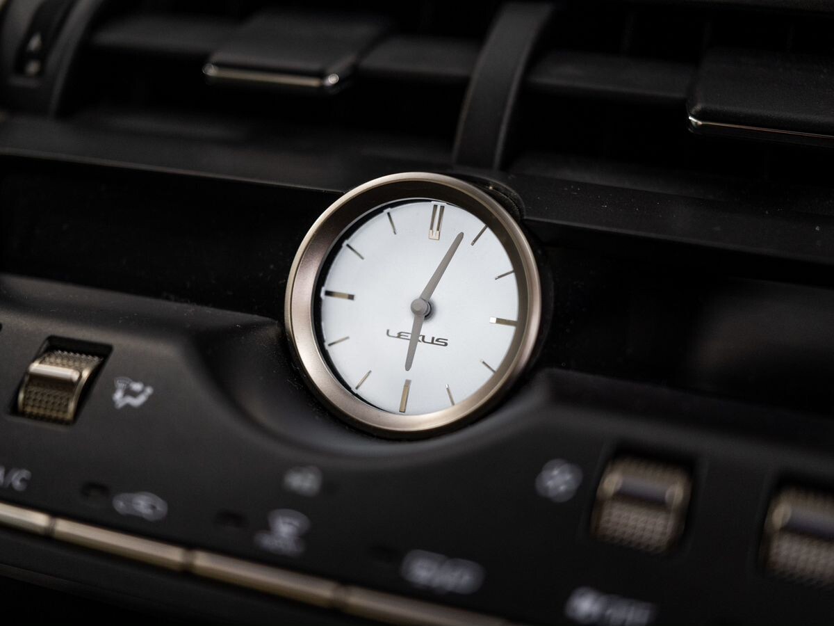 Lexus NX300 2019 - фото автомобиля