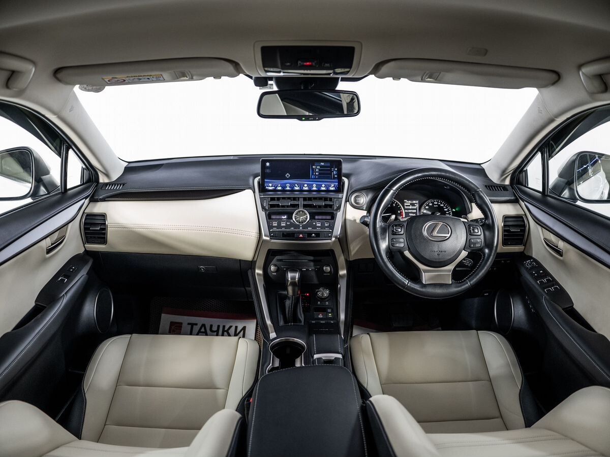 Lexus NX300 2019 - фото автомобиля
