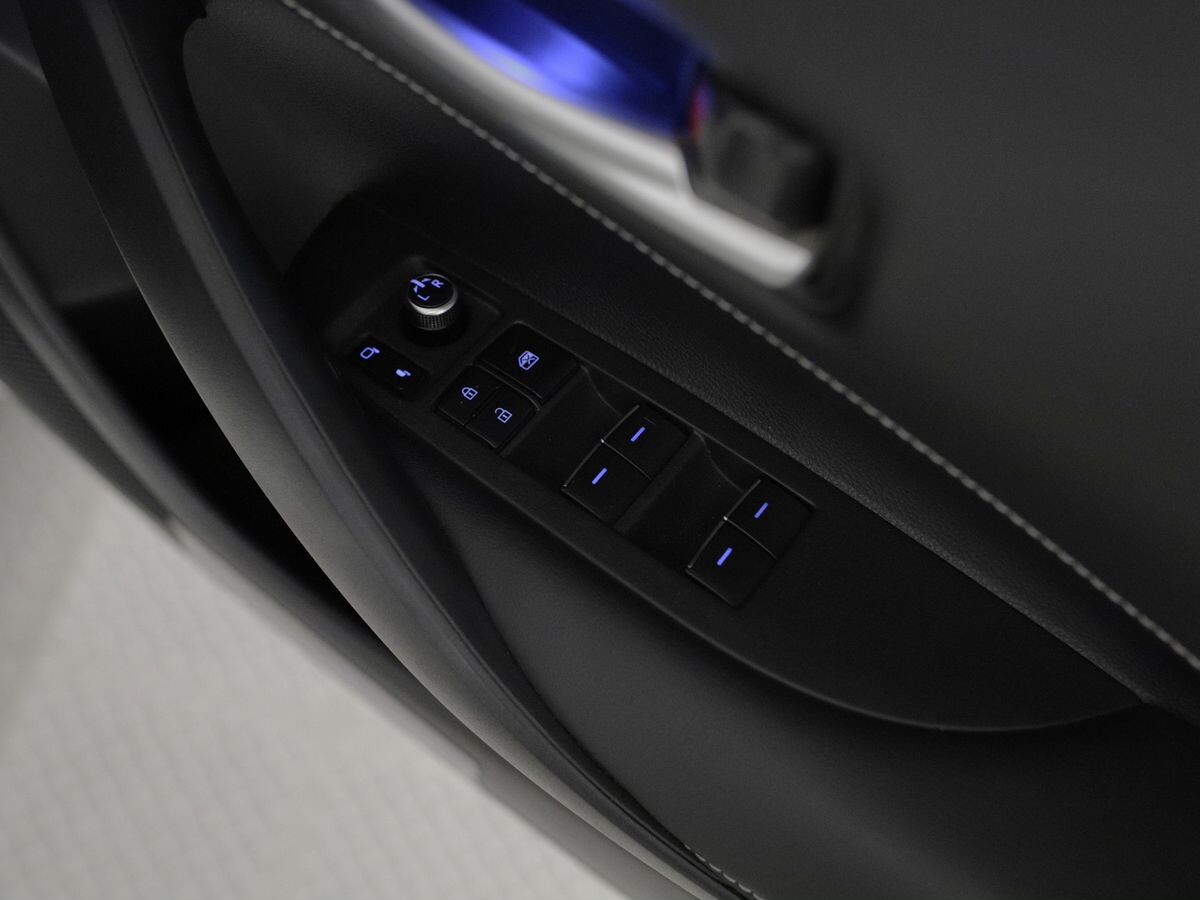 Toyota Corolla 2019 - фото автомобиля