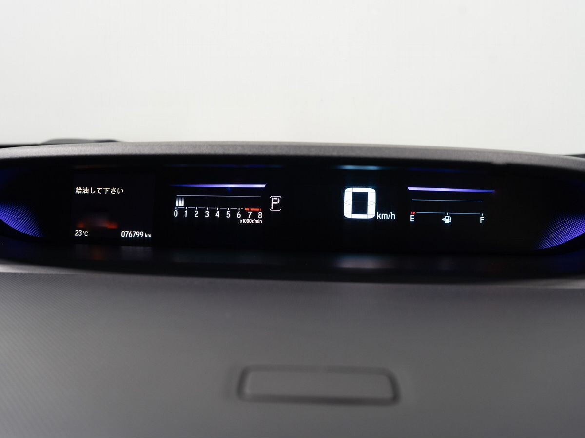 Honda Stepwgn 2015 - фото автомобиля